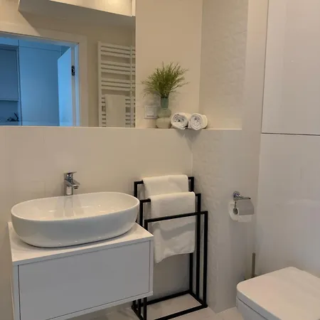 Wave- Sea View Premium 8th Floor Apartment Misdroy