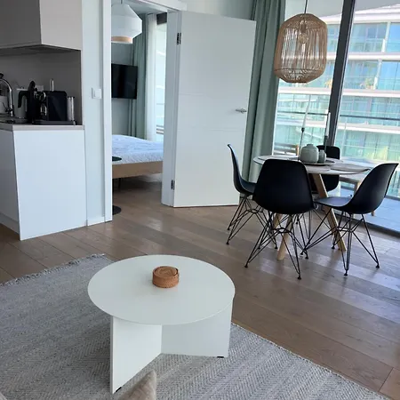 Wave- Sea View Premium 8th Floor Apartment *