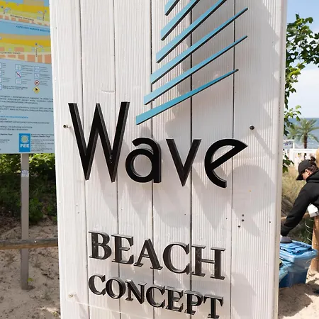 Wave- Sea View Premium 8th Floor Apartment *